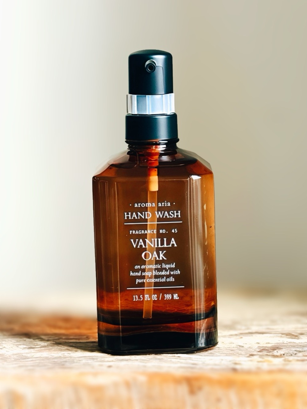 NEW Aroma Aria Vanilla Oak Hand Wash / Soap Amber Glass Bottle 13.5 OZ